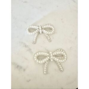 Faux pearl and rhinestone shoe clips